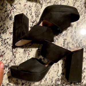 9.5 Black  suede Blocked heels H&M